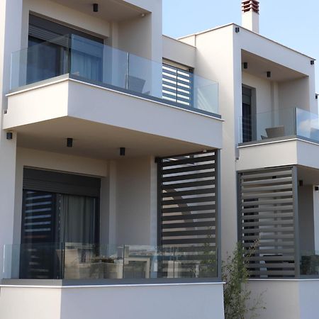 Almyres Luxurious Residences Милои Экстерьер фото