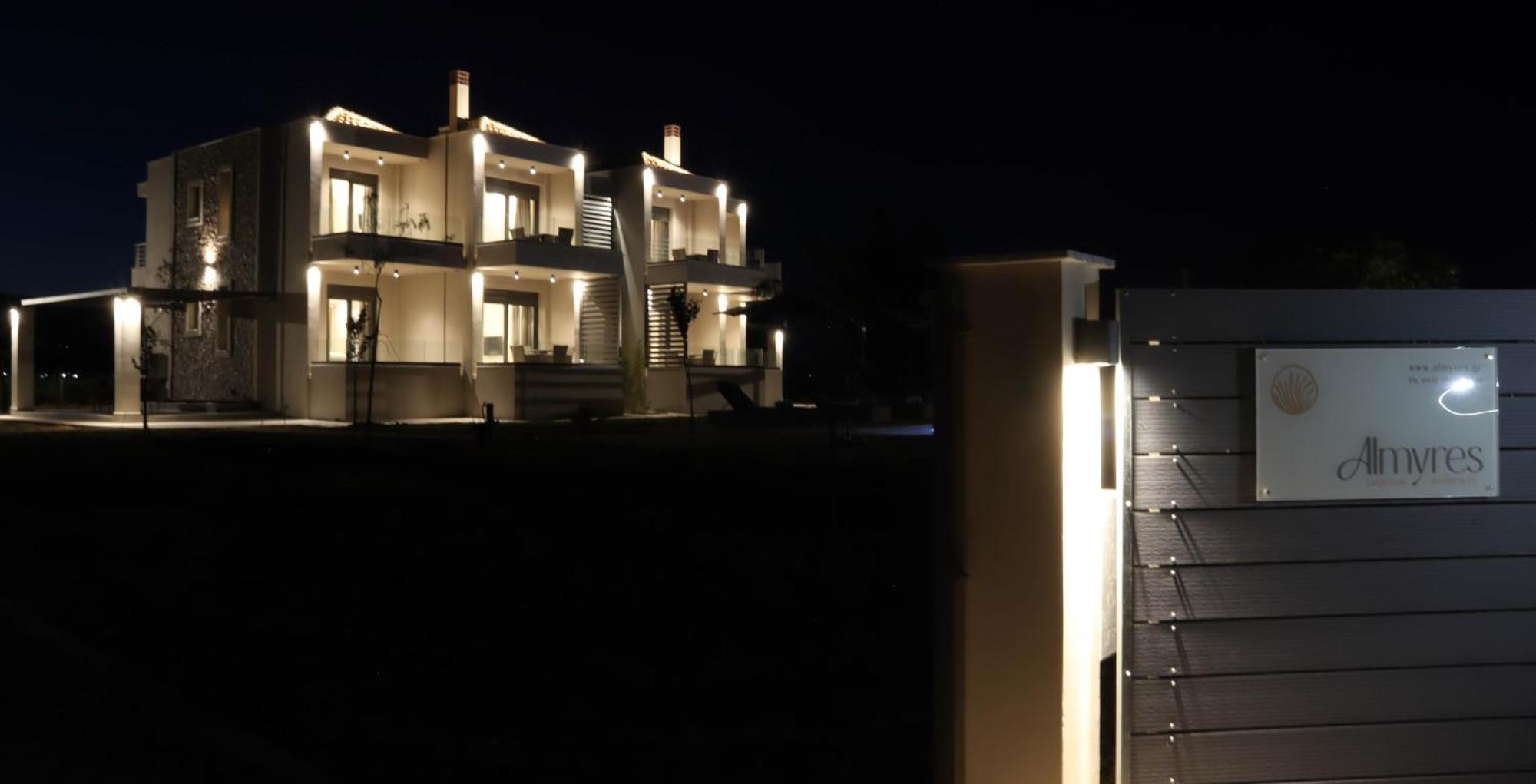 Almyres Luxurious Residences Милои Экстерьер фото
